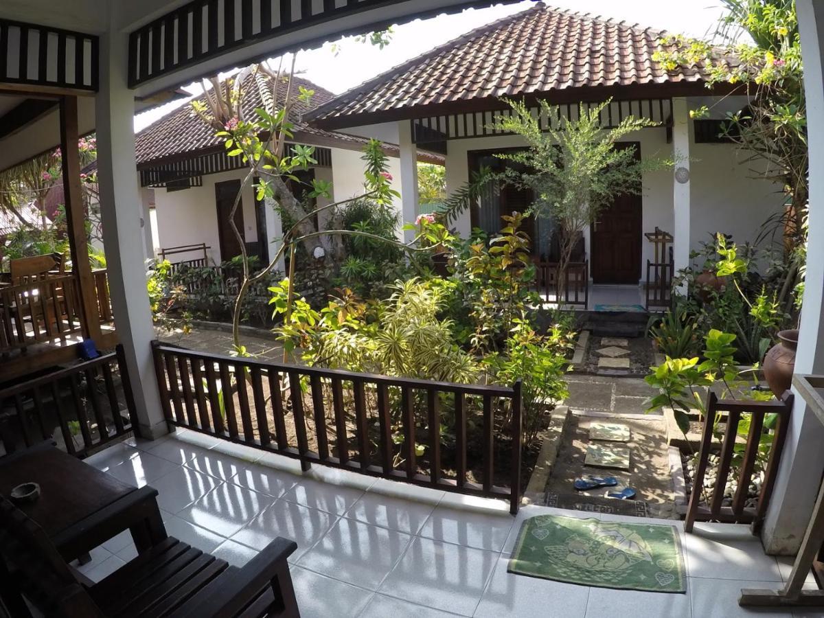 Gili Smile Bungalow Гили Траванган Экстерьер фото
