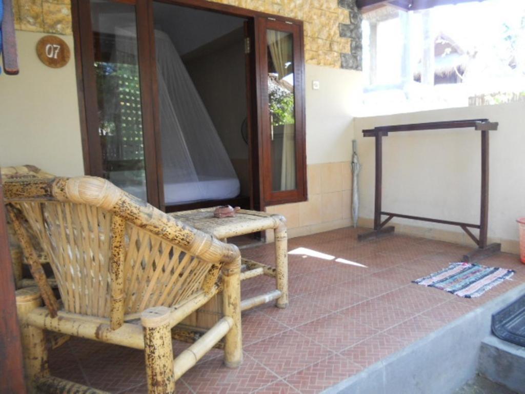 Gili Smile Bungalow Гили Траванган Номер фото