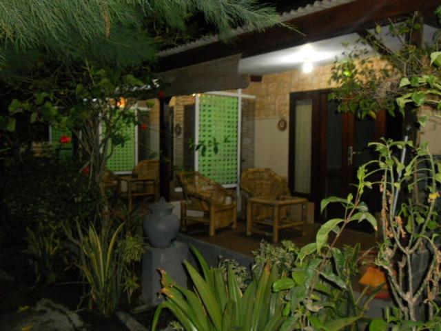 Gili Smile Bungalow Гили Траванган Экстерьер фото